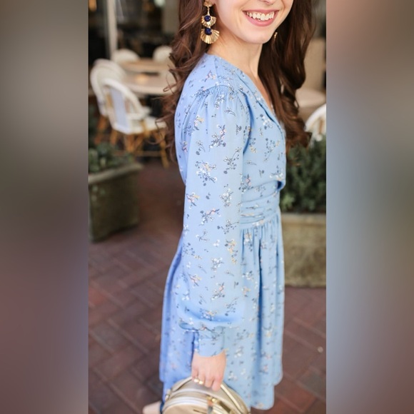 Gal Meets Glam Long Sleeve Kelsey A-line Mini Dress in Periwinkle Floral - Picture 8 of 13